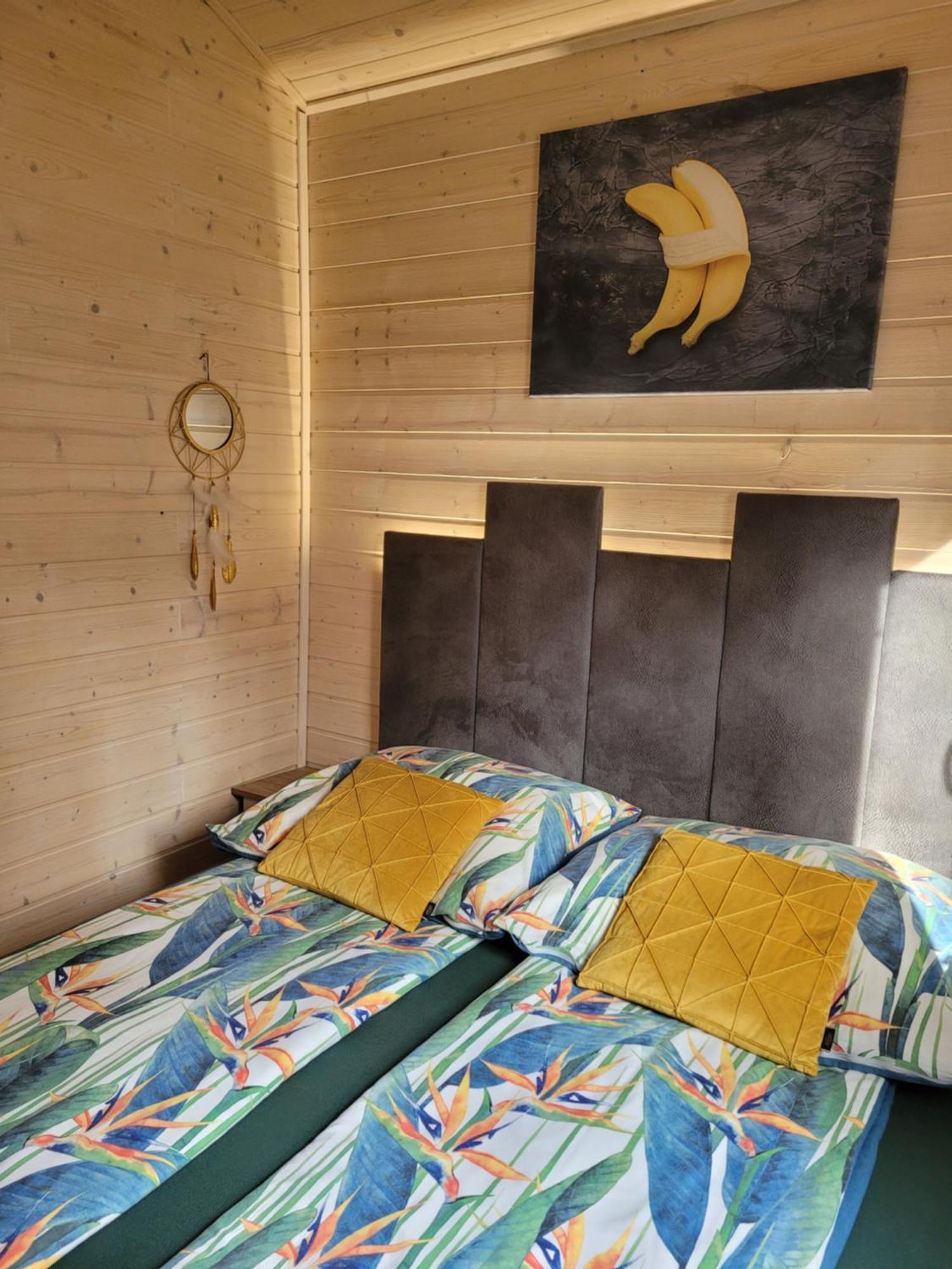Sloneczny Domek Borsk Nr 2 I 15 - Nad Samym Jeziorem W Pierwszej Linii Szoba fotó